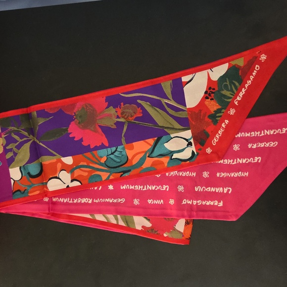 Salvatore Ferragamo NWOT Auth.  Vibrant Pink and Red Silk Scarf - Picture 4 of 5